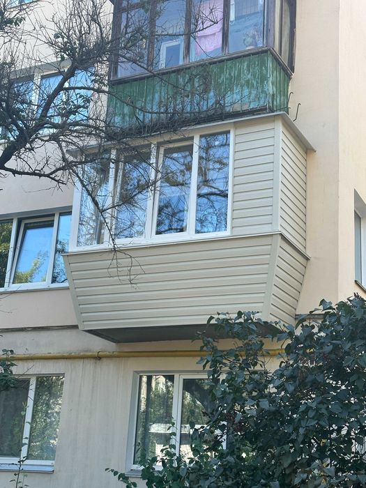 Балкон під ключ Київ Засклення Утеплення Винос Обшивка Ремонт балкона