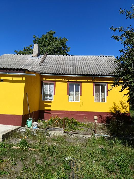 Продам  будинок, в місті, ремонт, зручності , меблі ,техніка.