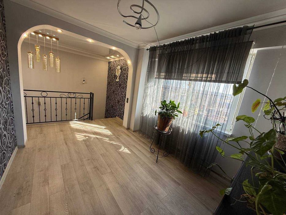 Сдам 2 этажный дом в Сухом лимане, газ, солнечные панели