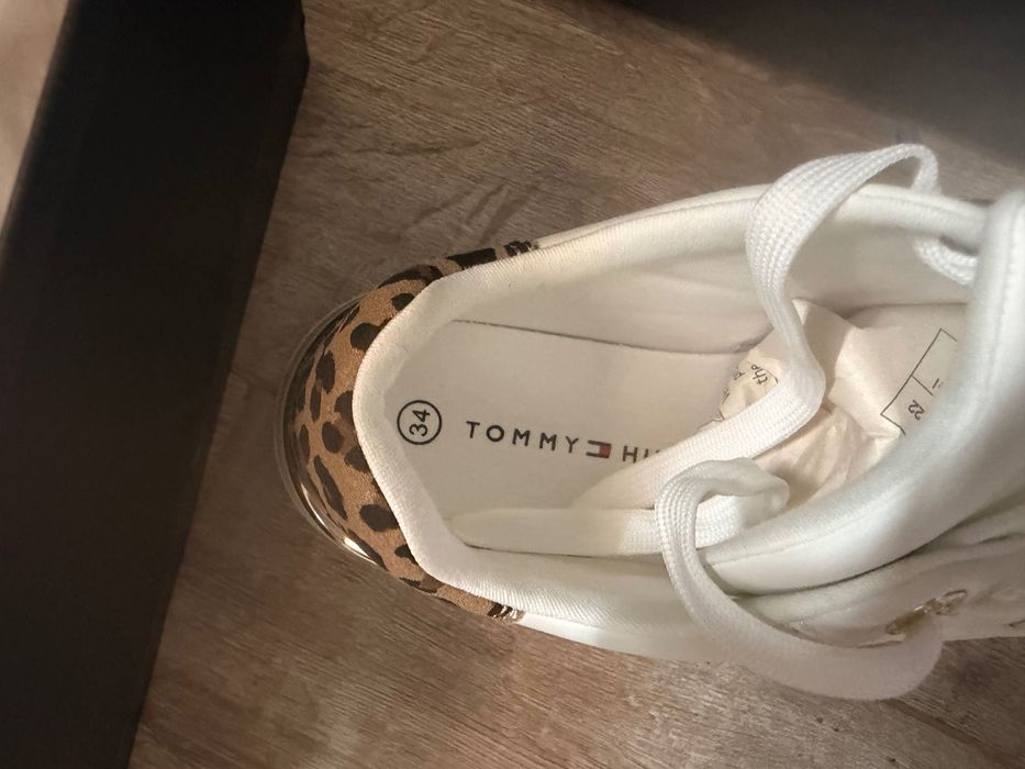 Sapatilhas Tommy NOVAS