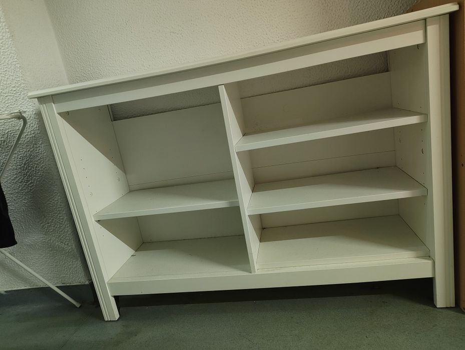 Móvel IKEA branco