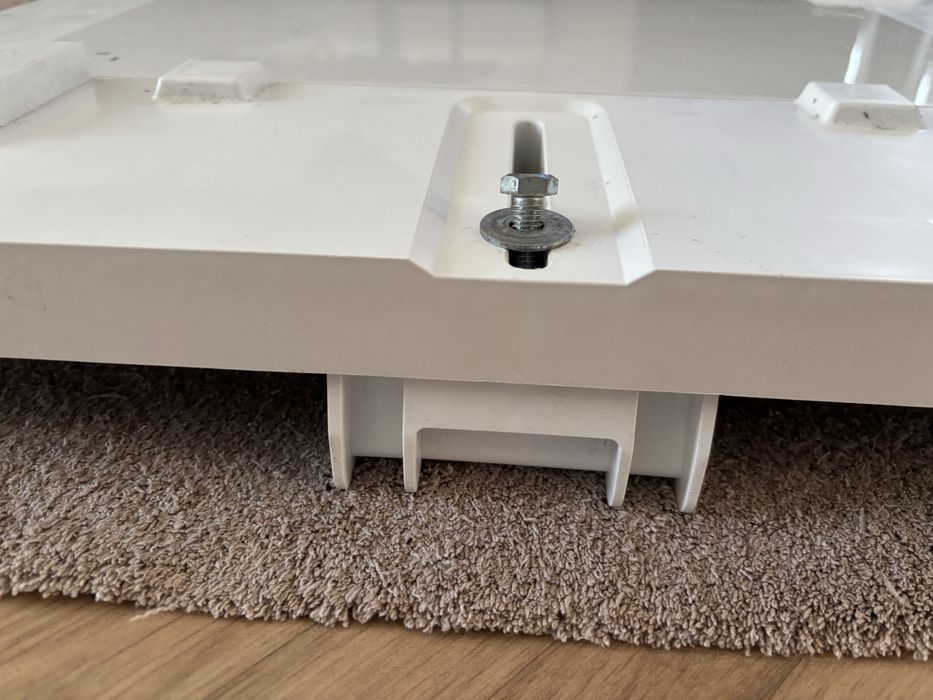 Przejściówka pomiędzy pralką a suszarką