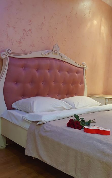 Люкс біля Порт-сіті(погодинно 600, на добу від 1300)