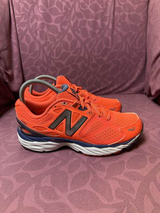 жіночі кросівки New Balance W680LD3