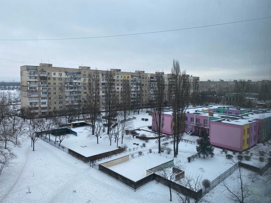 Оболонь Володимира Івасюка 56 а Сдам 2к квартиру