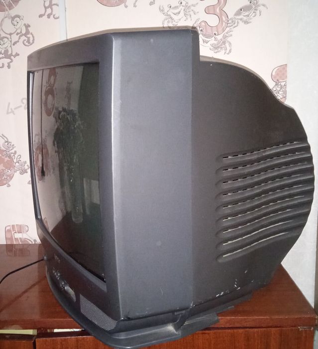 Продам три телевізори