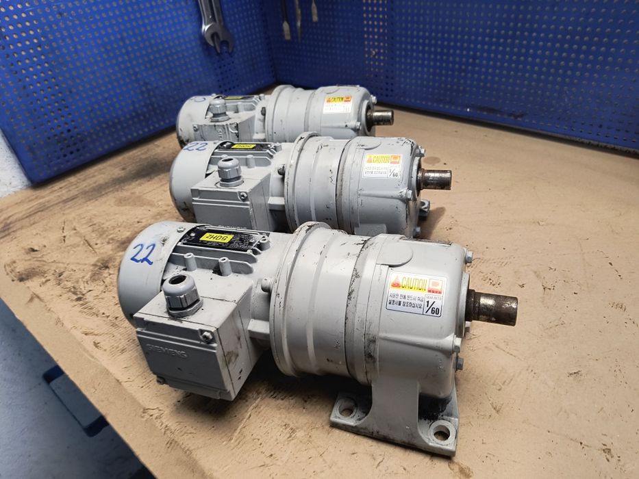 Przekładnia 22/min 0,18kW reduktor motoreduktor  prosta napęd