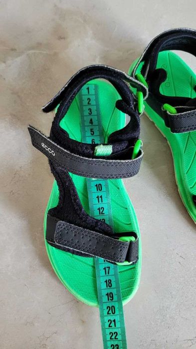 Сандали босоножки фирмы Ecco для мальчика размер 30