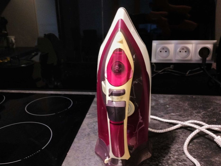 Żelazko bezprzewodowe