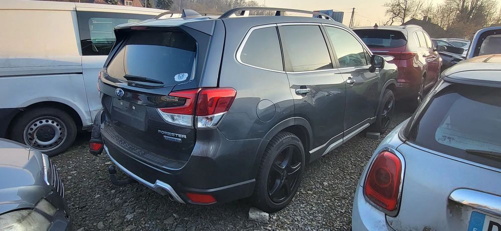 Subaru Forester 2.0 hybryda Bogate wyposazenie 2019 4x4 Automat Francja