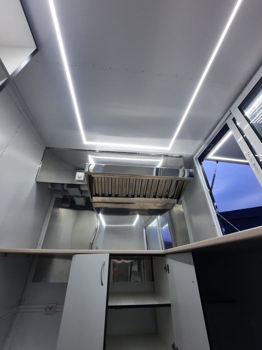 Виготовлення та продажа торгових кіосків, кав'ярні, мафи на колесах