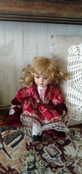 Куклы керамические,хотелось продать одним лотом
