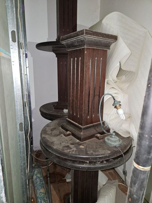 Solid Wood Table64297473152258120