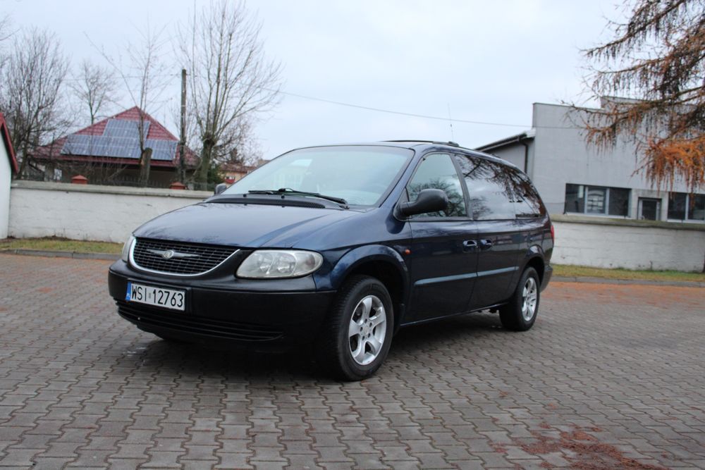 Chrysler Grand Voyager 2002 3.3V6 LPG Hak