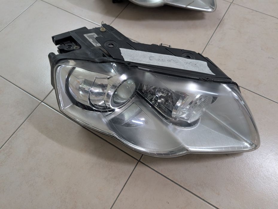 Faróis Xenon Passat B6