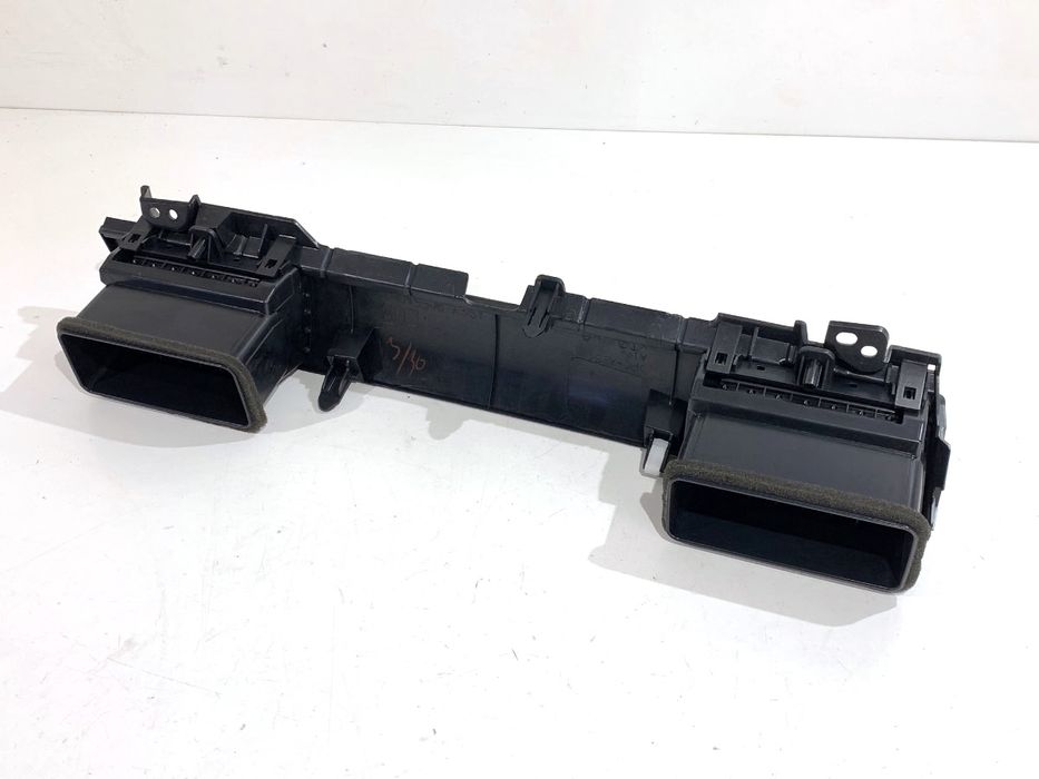 LISTWY DEKOR KRATKA NAWIEWU MITSUBISHI OUTLANDER III 8055A051 SUV