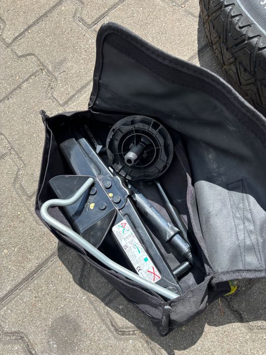 Koło zapasowe dojazdowe Citroen C3 III lewarek klucz komplet