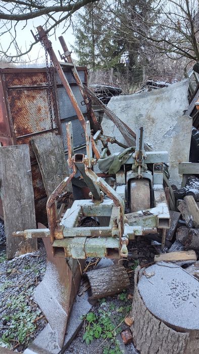 Плуг тракторний 3 корпуси