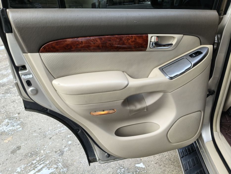 Продам toyota prado 4 л газ бензин