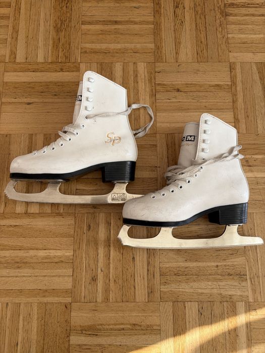 Łyżwy figurowe CCM Pirouette