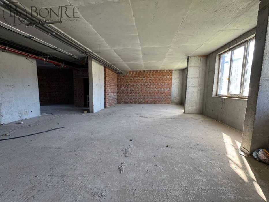 Продаж, Фасад, Торове, Метрологічна, 125,10м2.