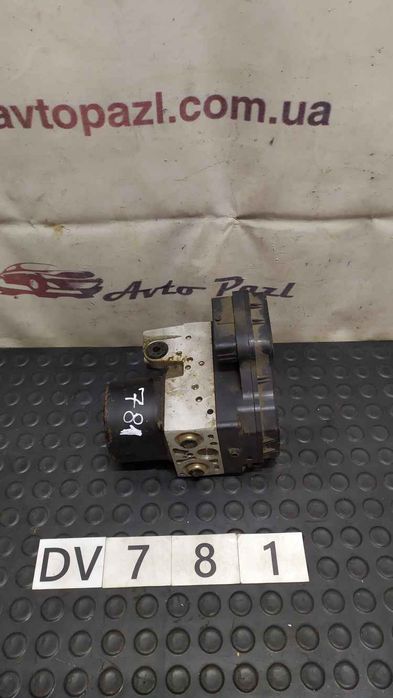 Toyota RAV4 00-06 блок ABS 2.0 DV0781 4454042040