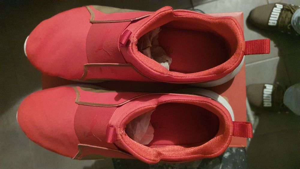 Sapatilhas Puma, excelente estado.