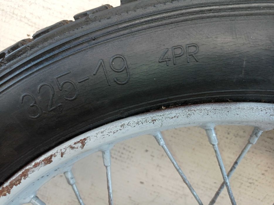 Koło 19 cali - WFM - WSK - opona Degum 1968 rok - jak nowa !