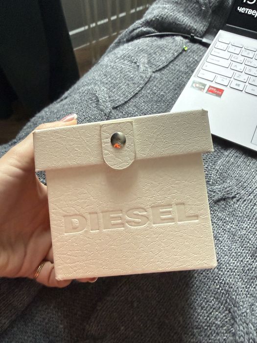 Diesel DZ7430 годинник