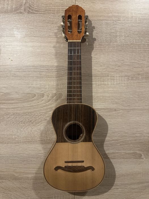 Cavaquinho Português Antonio Ramalho com Saco