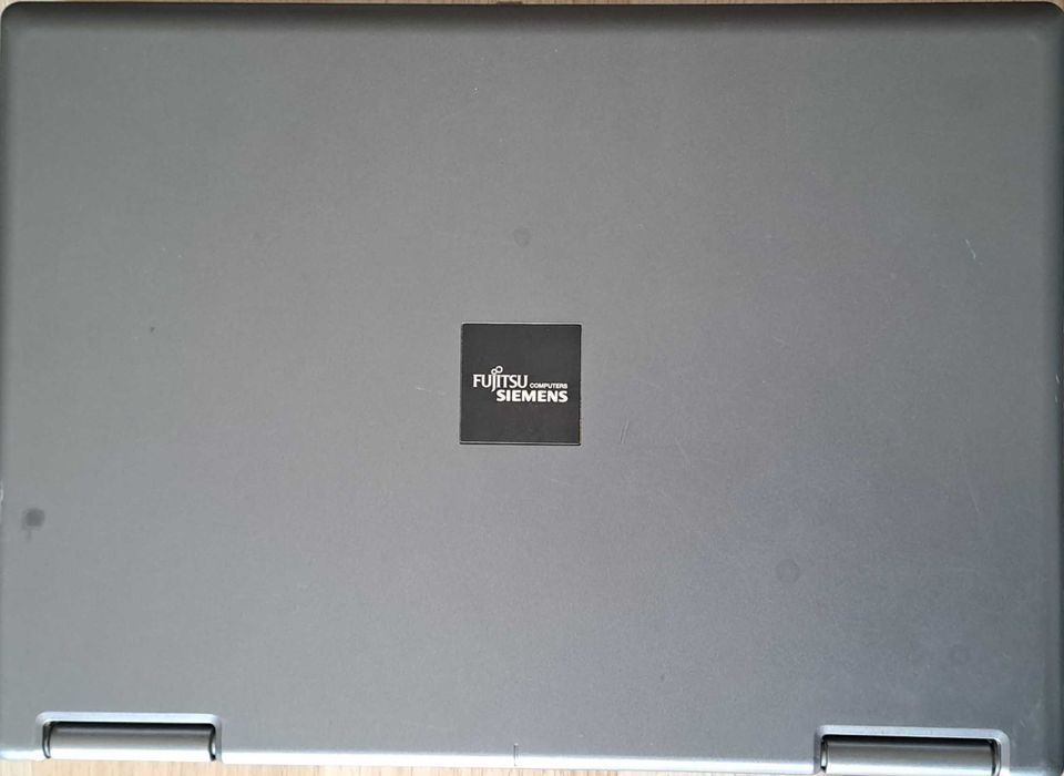 Fujitsu Siemens ESPRIMO Mobile V5535, RAM 2GB, HDD 160 GB, DVD