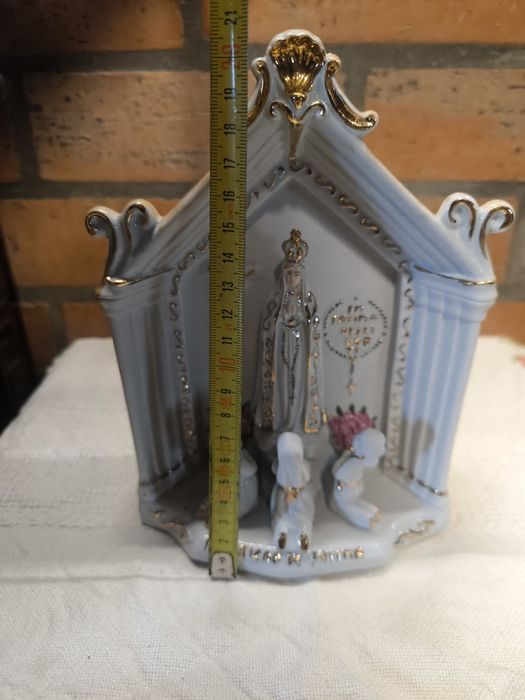 Nossa Senhora de Fátima em Porcelana