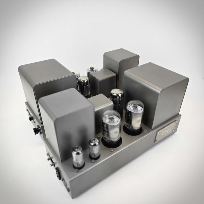 Quad II + Quad 22 amplificadores válvulas