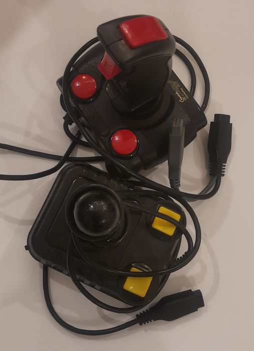 Amiga 500 RED LED 1MB RAM - Zasilacz