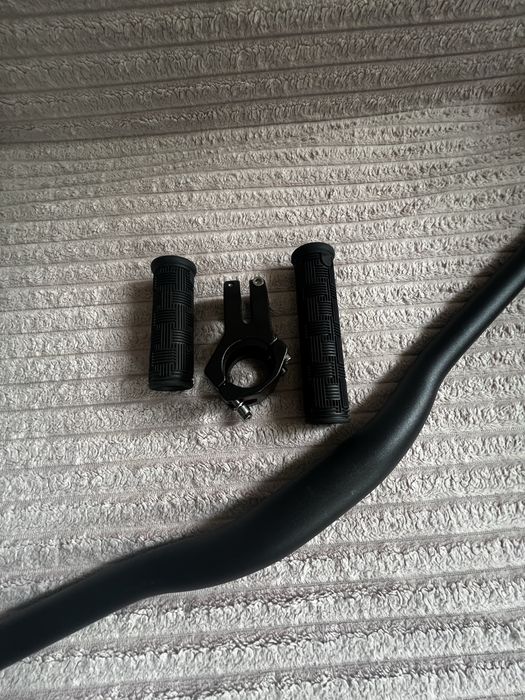 Nowa oryginalna kierownica + mostek + gripy KuKirin G4