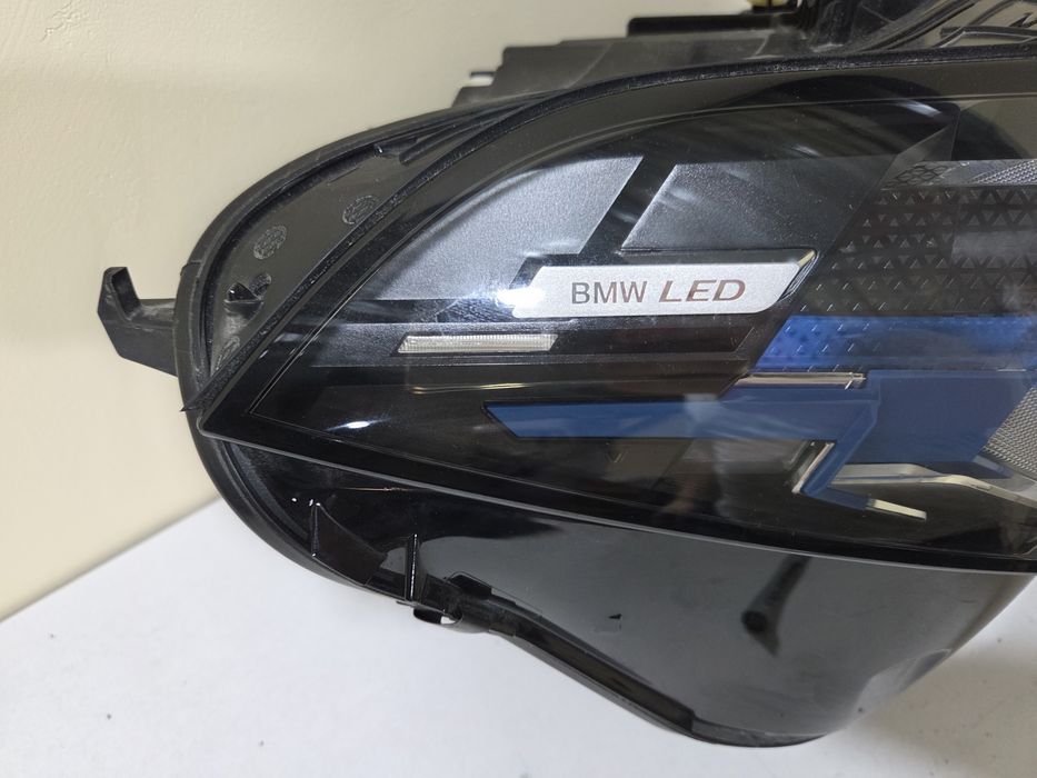 Фара права BMW X5 X6 G05 G06 2024-2026 USA