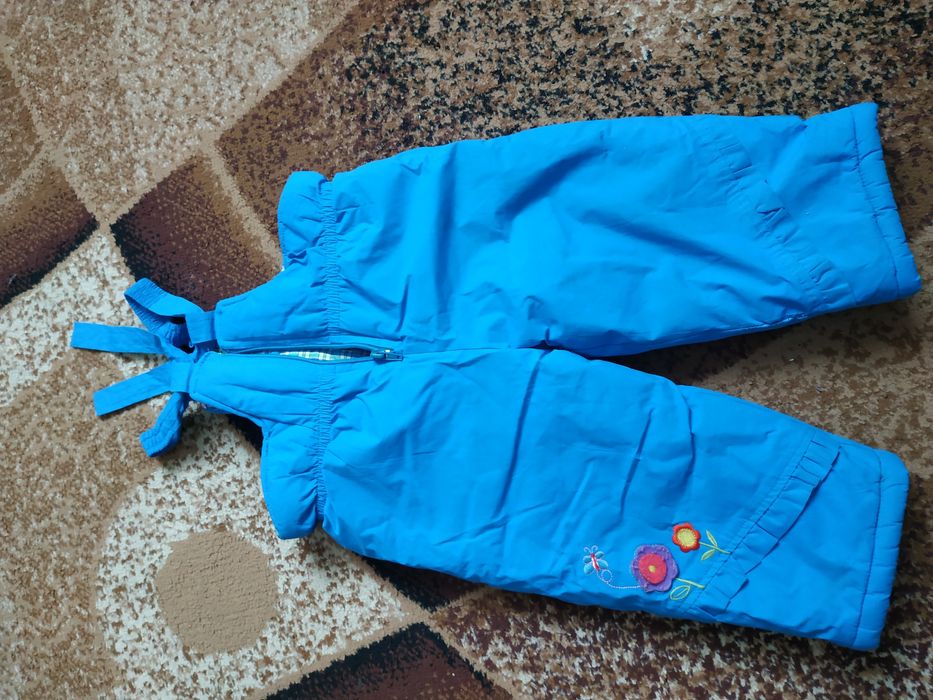 Продам теплые штанишки 100грн все грн