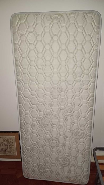 Pack 2 Colchões + Estrado Cama Individual — Oportunidade única!