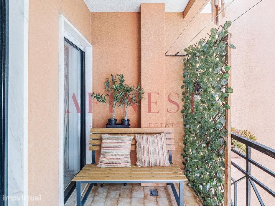 Apartamento T4 Duplex Na Quinta Barão