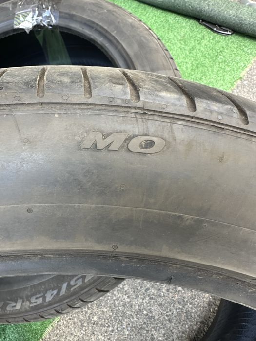 Шины  б/у пара 275/45 R21 Pirelli P zero 22г .