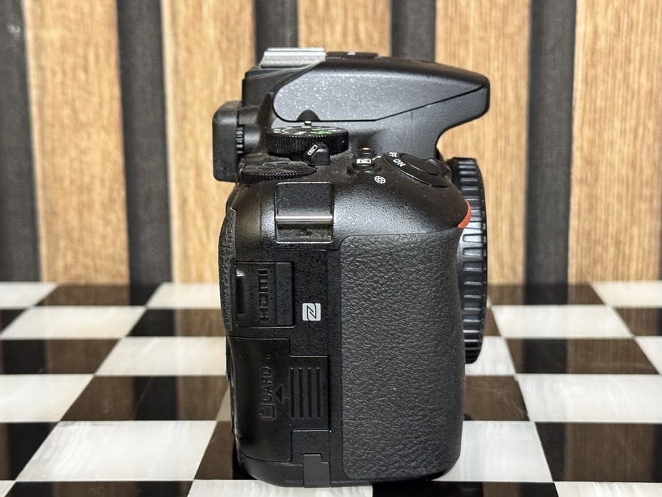 Nikon  D5600 Камера цифрова