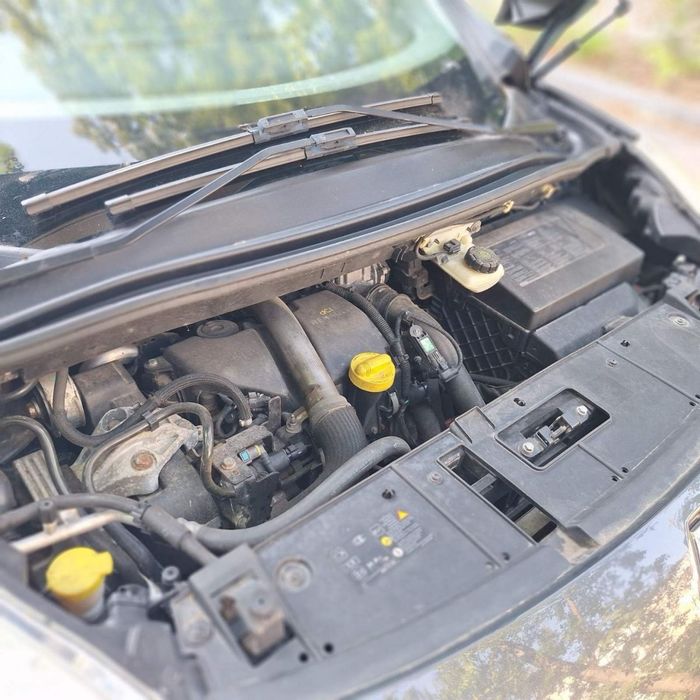 Renault Grand Scenic 2011 року