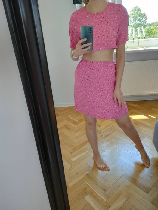 Zestaw Monki crop top i spódnica