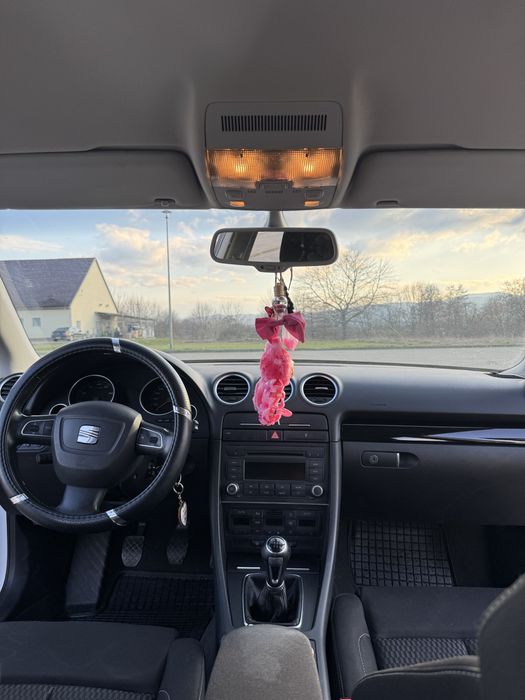 Samochód osobowy SEAT EXEO ST