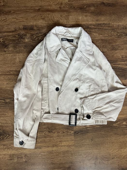 Вкорочений тренч zara