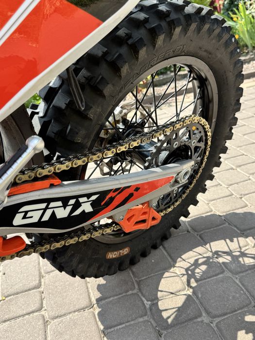 Geon GNX 300nb k16