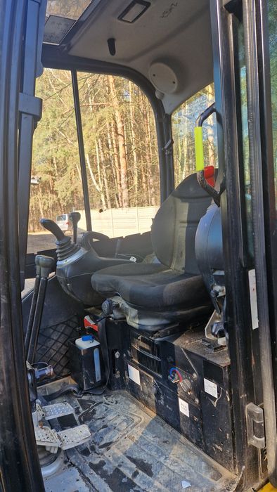 Minikoparka JCB 8026 z 2021 roku 3 łyżki bardzo ładna

Dane techniczne