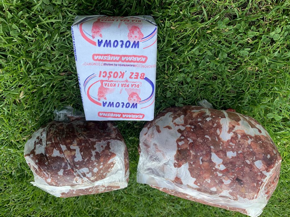 : Mięso dla psów  wołowe mrozone bez konserwantów