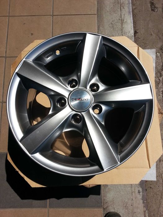 Felgi aluminiowe Dezent F 5x112 6,5j15 et-38