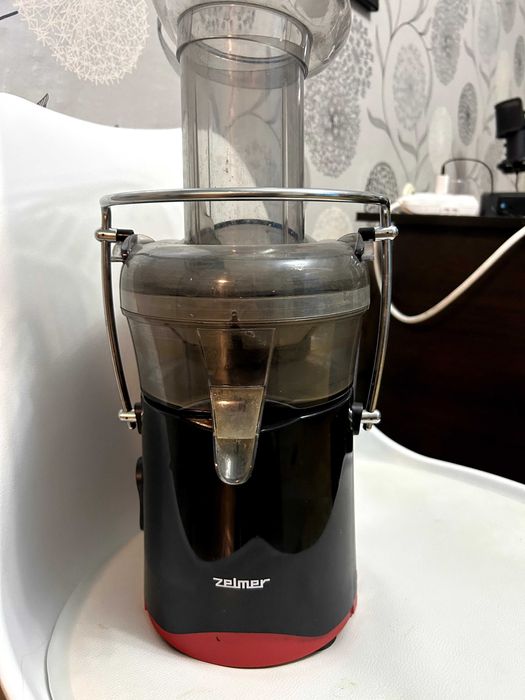 Соковитискач zelmer 496 bl